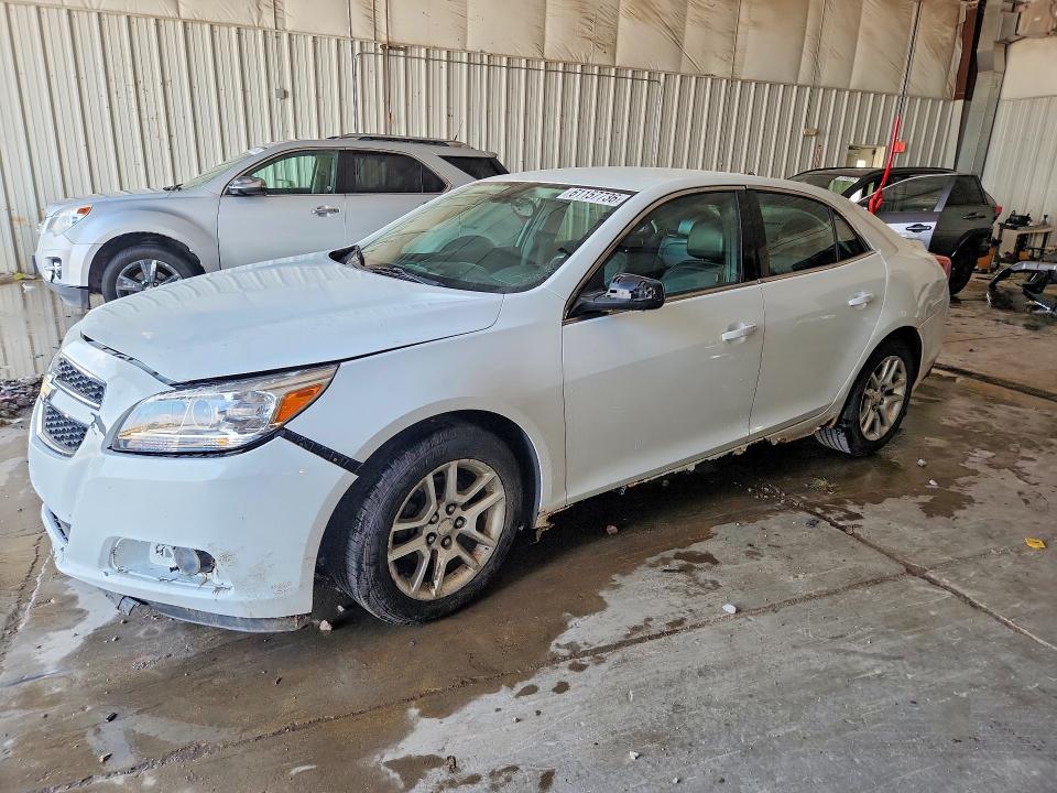 CHEVROLET MALIBU 2013 with VIN 1G11F5RRXDF104508 - Photo from auction