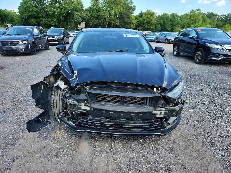 Photo 5 from auction – 2017 FORD FUSION with VIN 3FA6P0G76HR288956
