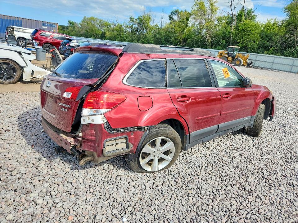 Photo 3 from auction – 2013 SUBARU OUTBACK with VIN 4S4BRDPCXD2285530