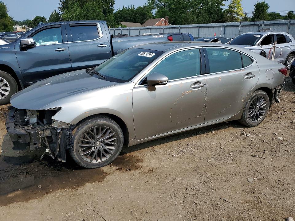 LEXUS ES 2018 with VIN 58ABK1GG2JU111594 - Photo from auction