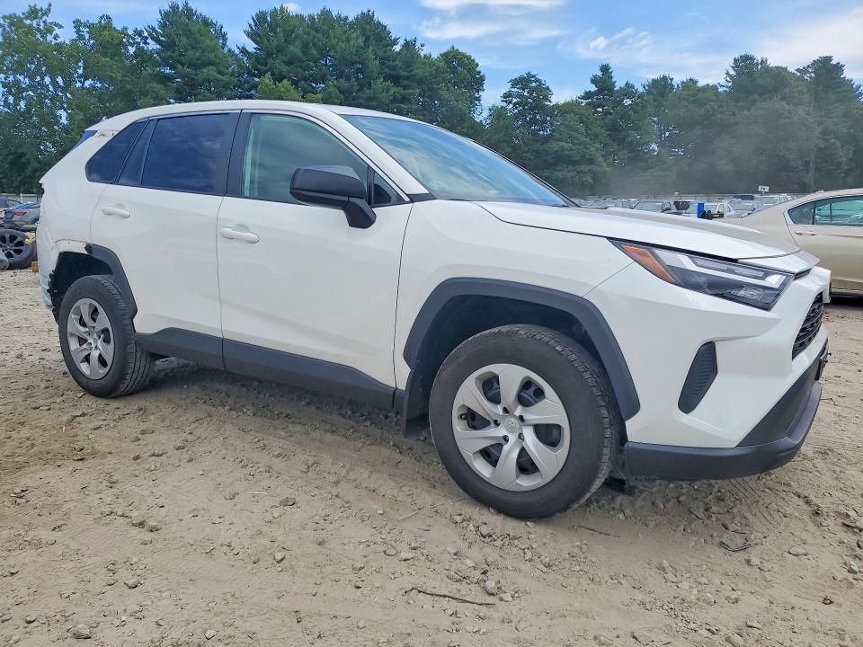 Photo 4 from auction – 2024 TOYOTA RAV4 with VIN 2T3F1RFV7RW462417