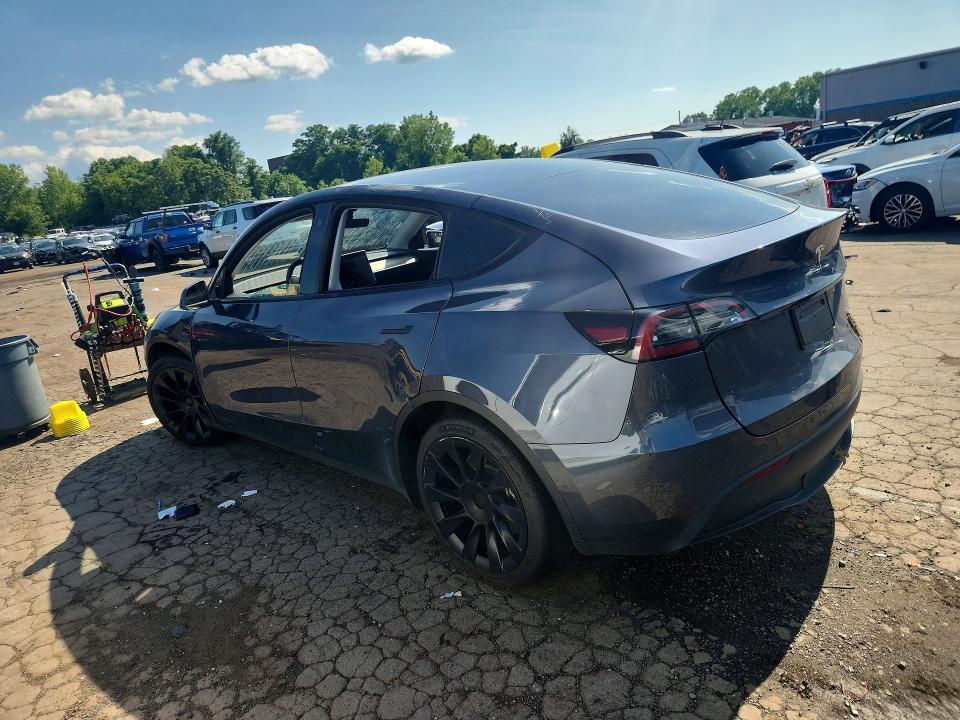 Photo 2 from auction – 2022 TESLA MODEL Y with VIN 7SAYGDEE9NA009301