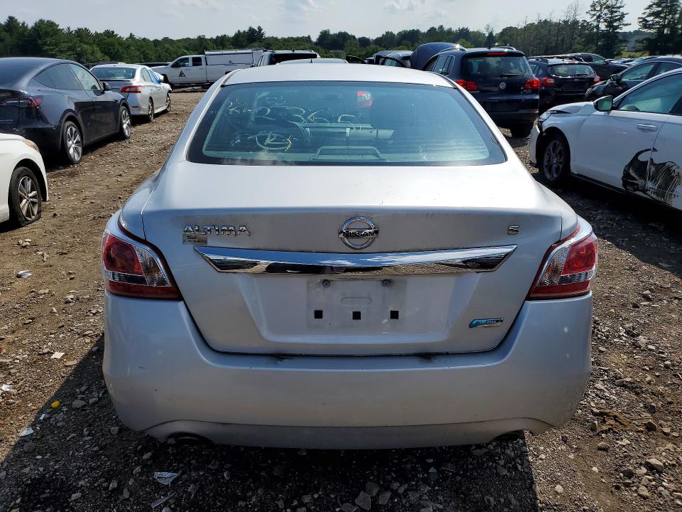 Photo 6 from auction – 2013 NISSAN ALTIMA with VIN 1N4AL3AP3DC908879