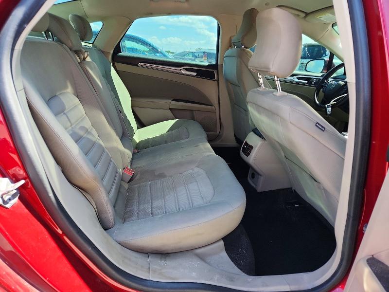 Foto 10 de la subasta – 2019 FORD FUSION con VIN 3FA6P0LU1KR205582