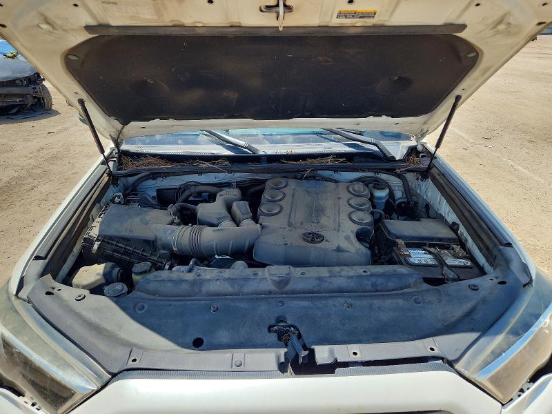 Photo 12 from auction – 2017 TOYOTA 4RUNNER with VIN JTEZU5JR4H5161600