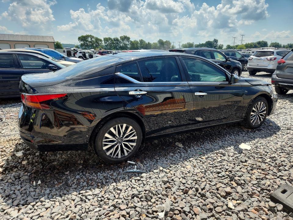 Photo 3 from auction – 2025 NISSAN ALTIMA with VIN 1N4BL4DV4SN399987