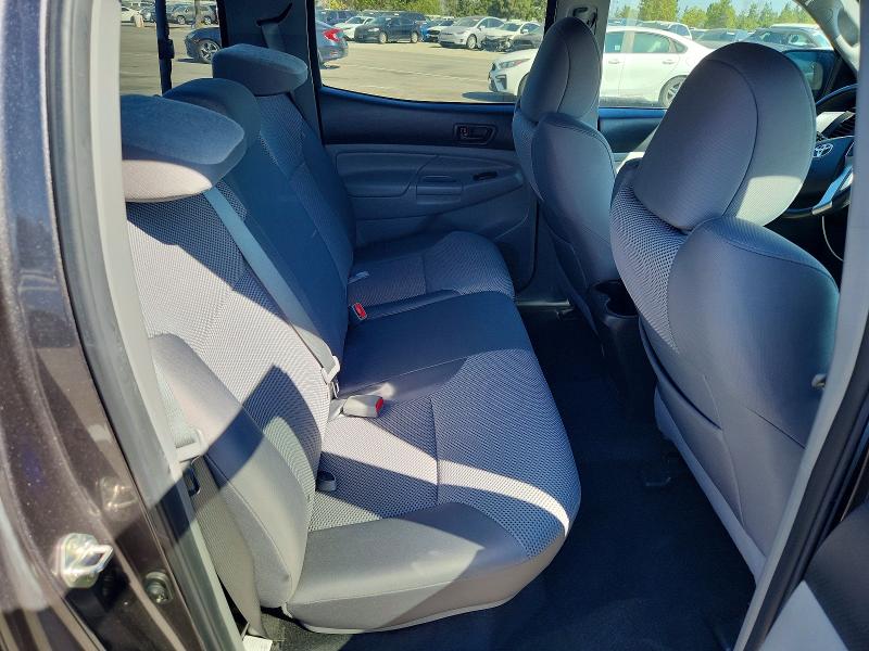 Photo 10 from auction – 2015 TOYOTA TACOMA with VIN 5TFLU4ENXFX123723