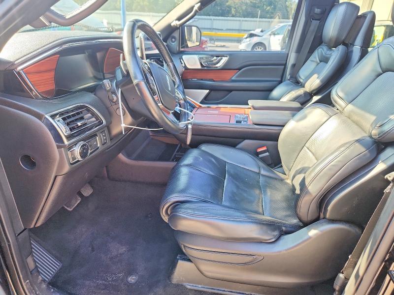 Photo 7 from auction – 2021 LINCOLN NAVIGATOR with VIN 5LMJJ2LTXMEL11973