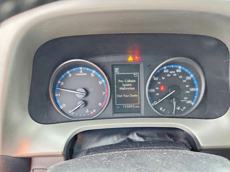 Photo 9 from auction – 2017 TOYOTA RAV4 with VIN 2T3WFREV5HW320522