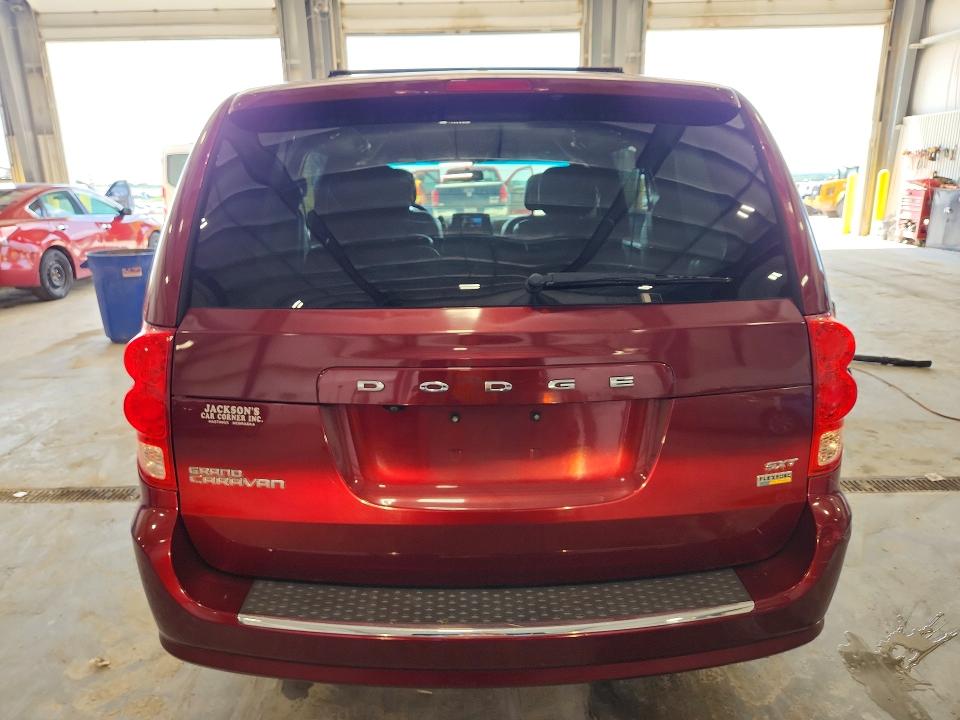 Photo 6 from auction – 2017 DODGE GRAND CARAVAN with VIN 2C4RDGCG5HR859955