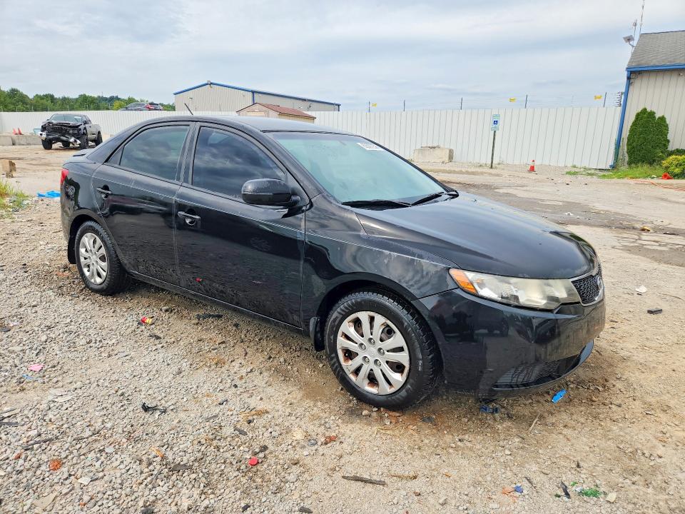 Photo 4 from auction – 2013 KIA FORTE with VIN KNAFU4A27D5653808
