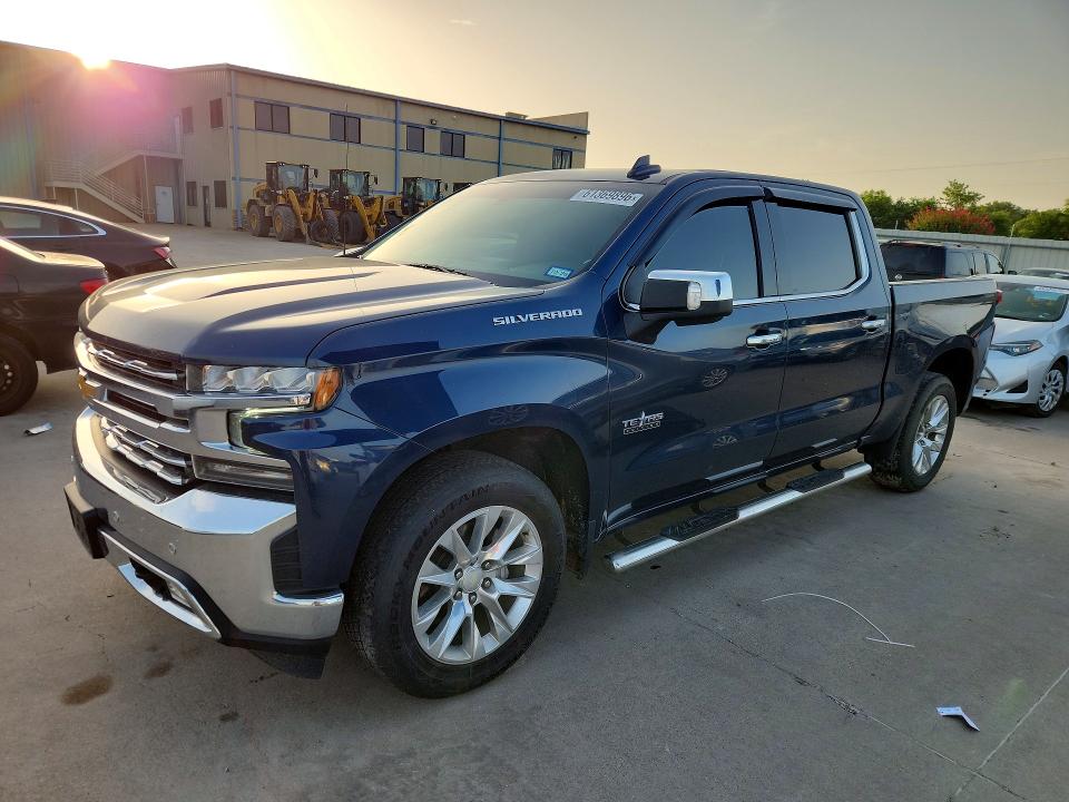 CHEVROLET SILVERADO 2021 with VIN 3GCPWEED4MG105972 - Photo from auction