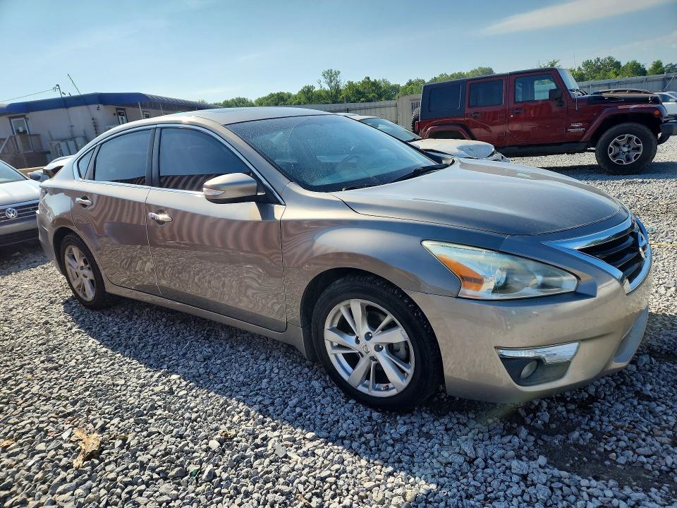 Zdjęcie 4 z aukcji – 2015 NISSAN ALTIMA z VIN 1N4AL3AP0FC232006