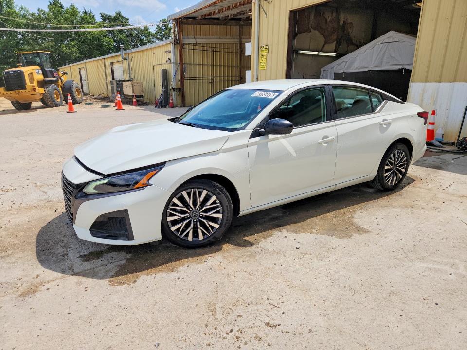 NISSAN ALTIMA 2026 with VIN 1N4BL4DV1TN312550 - Photo from auction