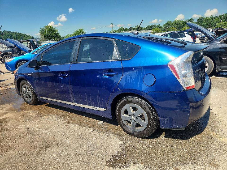 Photo 2 from auction – 2011 TOYOTA PRIUS with VIN JTDKN3DU9B0321207