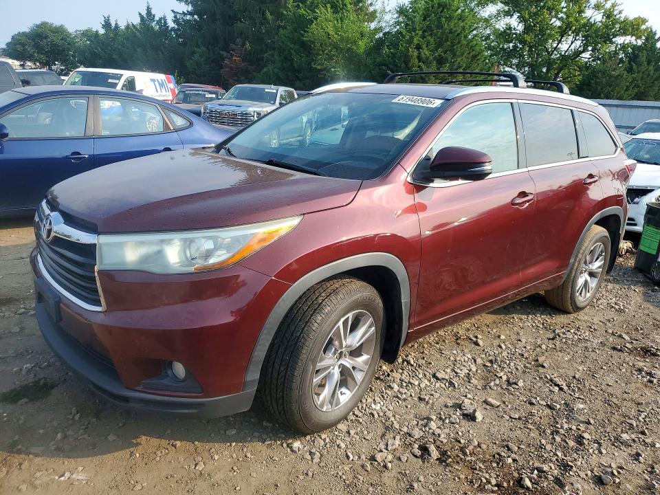 TOYOTA HIGHLANDER 2015 with VIN 5TDJKRFH3FS157706 - Photo from auction