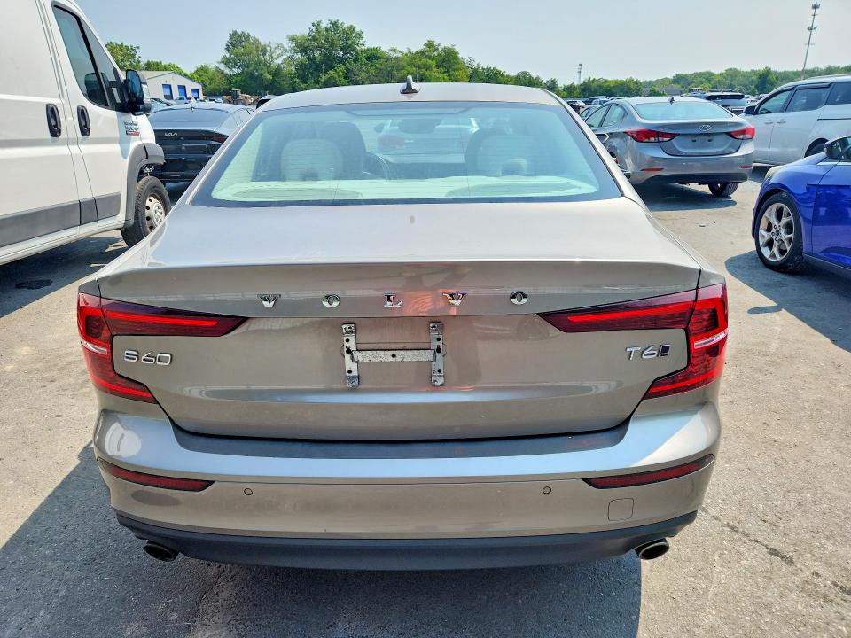 Photo 6 from auction – 2020 VOLVO S60 with VIN 7JRA22TK1LG045372