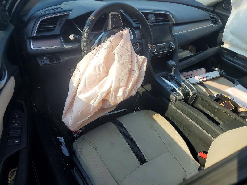 Photo 8 from auction – 2018 HONDA CIVIC with VIN 19XFC2F79JE004493