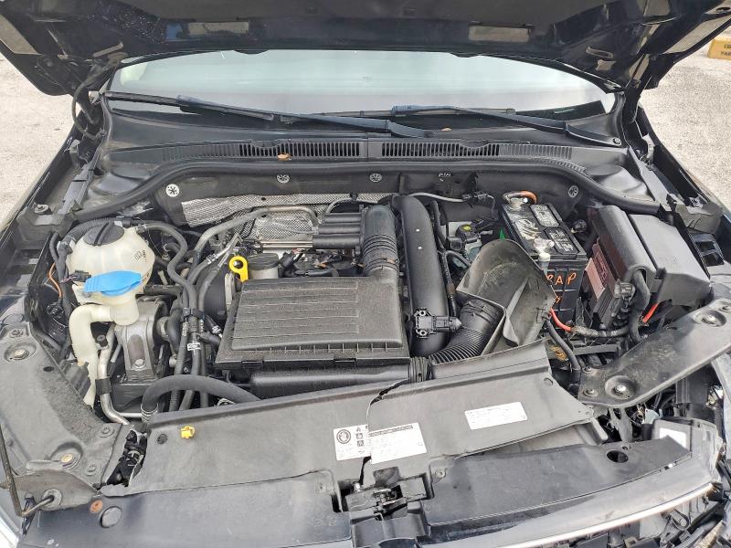Снимка 11 от търг – 2017 VOLKSWAGEN JETTA с VIN 3VW2B7AJ4HM289988