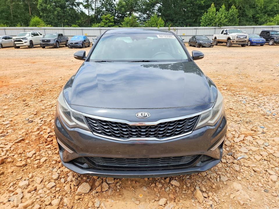 Photo 5 from auction – 2019 KIA OPTIMA with VIN 5XXGT4L31KG295680