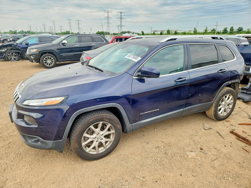 JEEP CHEROKEE 2015 with VIN 1C4PJMCB2FW626266 - Photo from auction