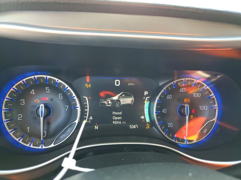 Photo 9 from auction – 2018 CHRYSLER PACIFICA with VIN 2C4RC1GG6JR247635