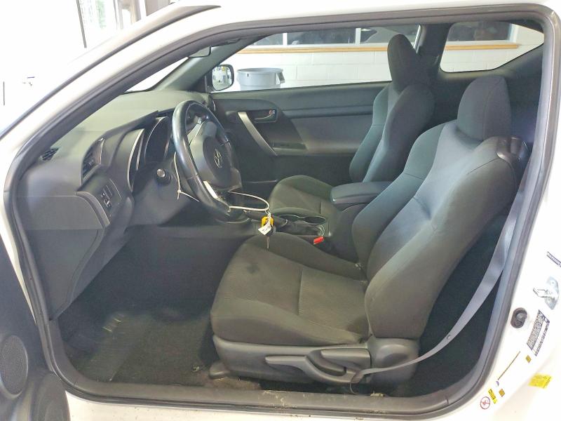 Photo 7 from auction – 2012 SCION TC with VIN JTKJF5C74C3038190