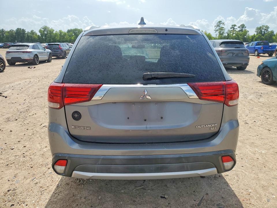Photo 6 from auction – 2018 MITSUBISHI OUTLANDER with VIN JA4AD3A39JJ001009