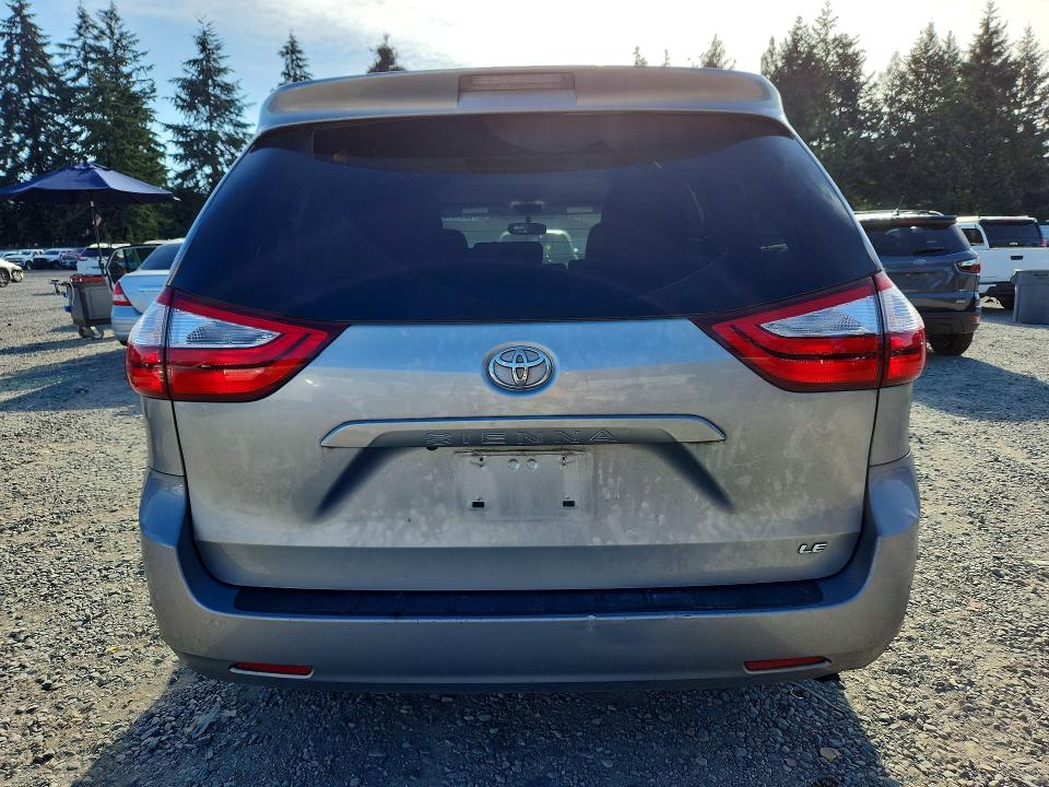 Photo 6 from auction – 2017 TOYOTA SIENNA with VIN 5TDKZ3DC5HS837467