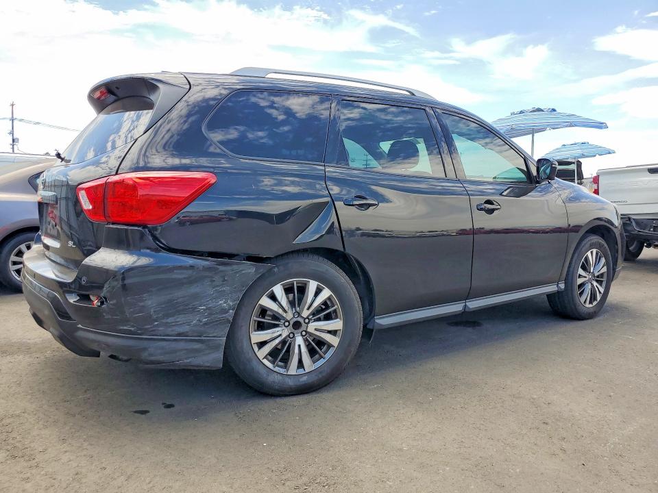 Photo 3 from auction – 2019 NISSAN PATHFINDER with VIN 5N1DR2MN2KC610620