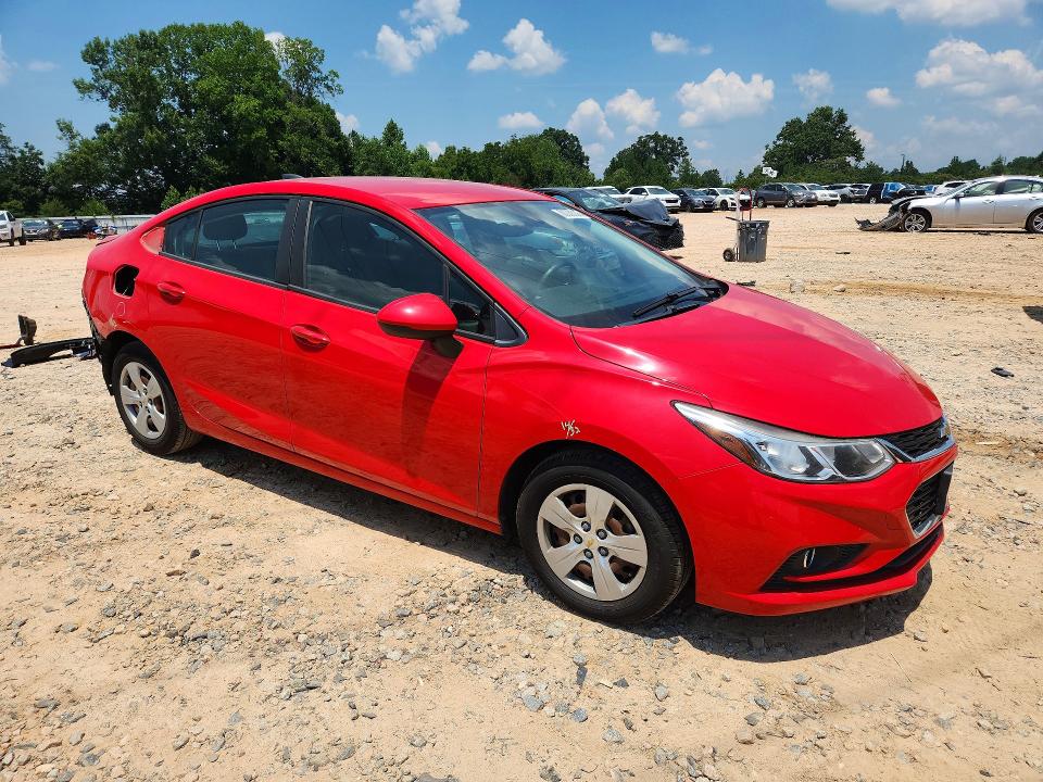 Photo 4 from auction – 2018 CHEVROLET CRUZE with VIN 1G1BC5SM3J7187992