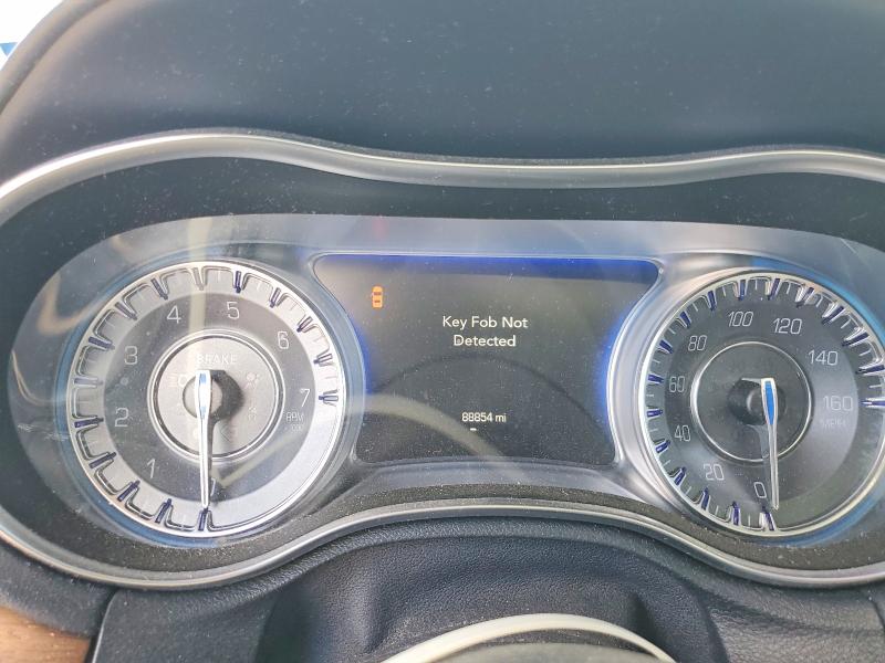 Photo 9 from auction – 2016 CHRYSLER 300C with VIN 2C3CCAPT6GH278163