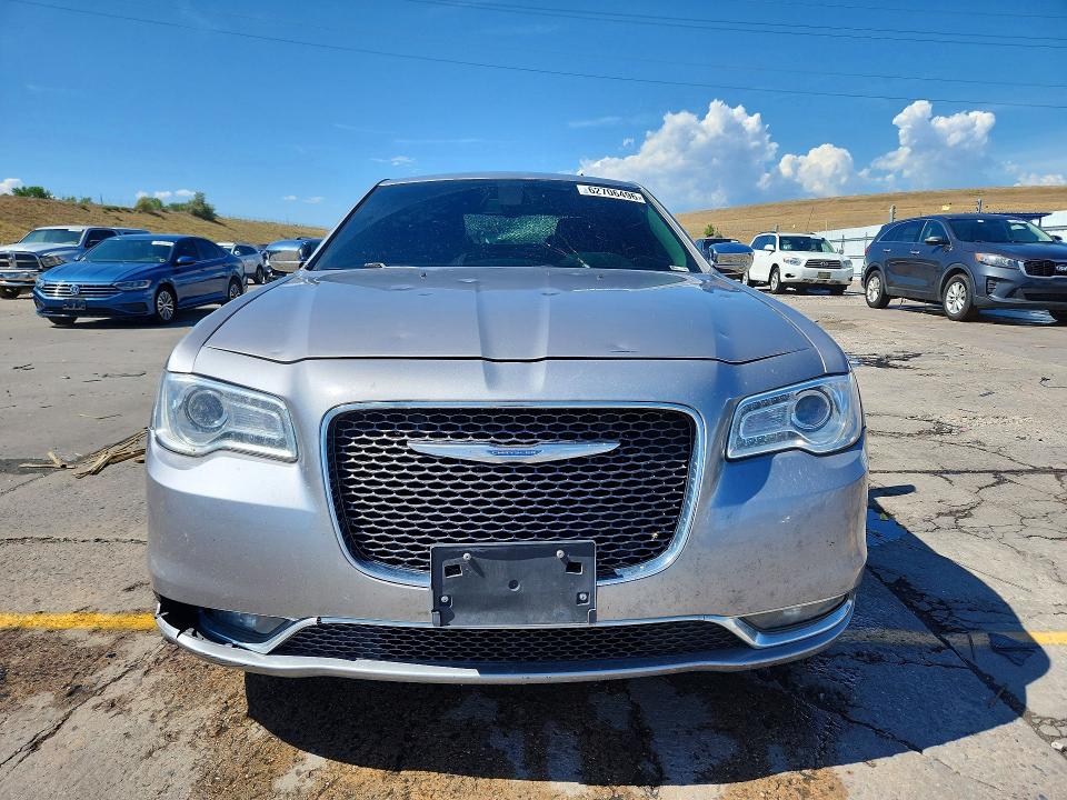 Photo 5 from auction – 2017 CHRYSLER 300C with VIN 2C3CCAKG0HH566613