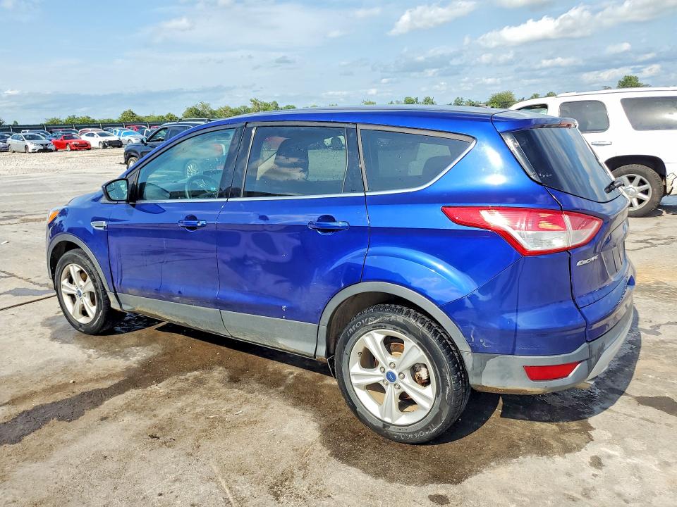 Photo 2 from auction – 2015 FORD ESCAPE with VIN 1FMCU0GX9FUA41017