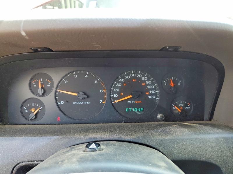 Снимка 9 от търг – 2002 JEEP GRAND CHEROKEE с VIN 1J4GX48S42C227145