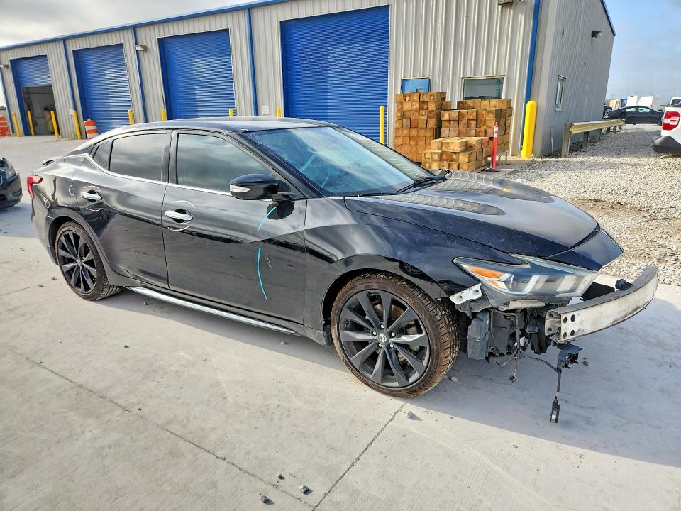Photo 4 from auction – 2017 NISSAN MAXIMA with VIN 1N4AA6AP1HC425162
