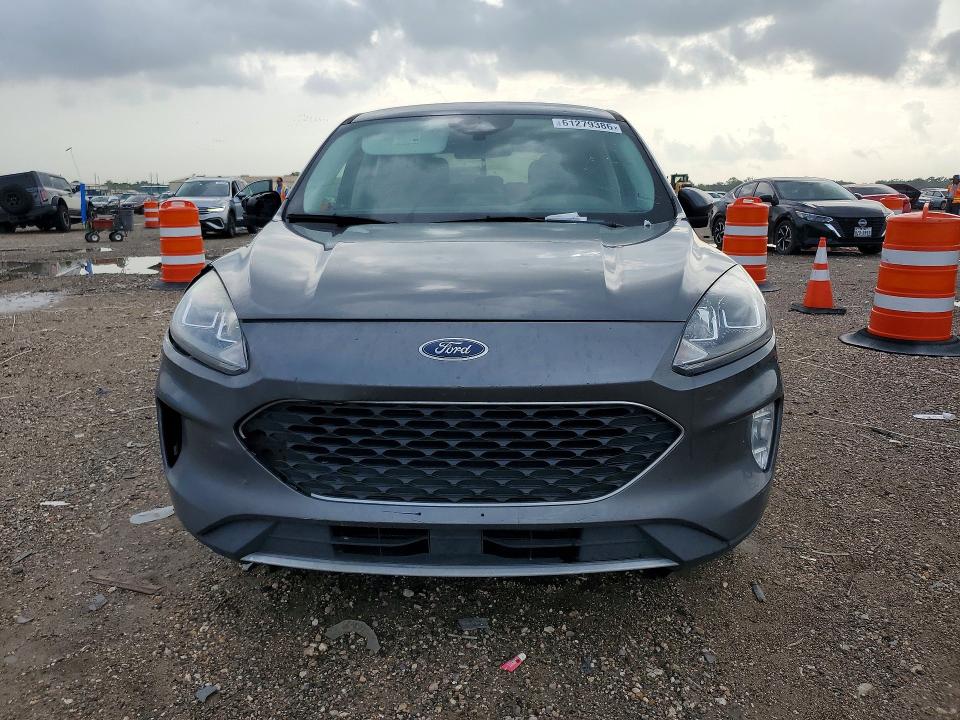 Photo 5 from auction – 2022 FORD ESCAPE with VIN 1FMCU9H95NUA72753