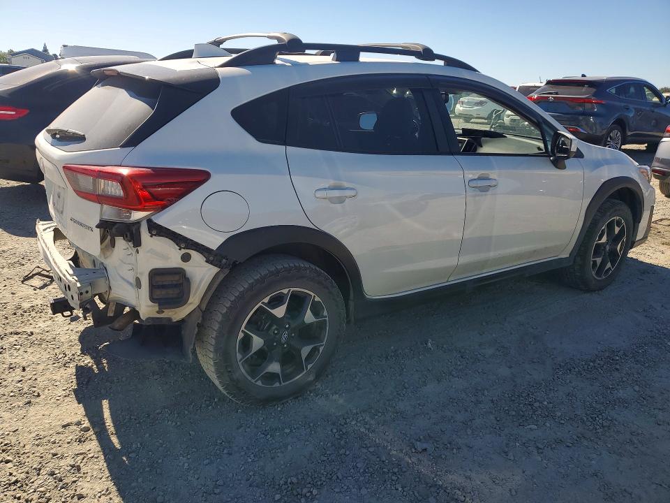 Photo 3 from auction – 2020 SUBARU CROSSTREK with VIN JF2GTAPC3L8224883