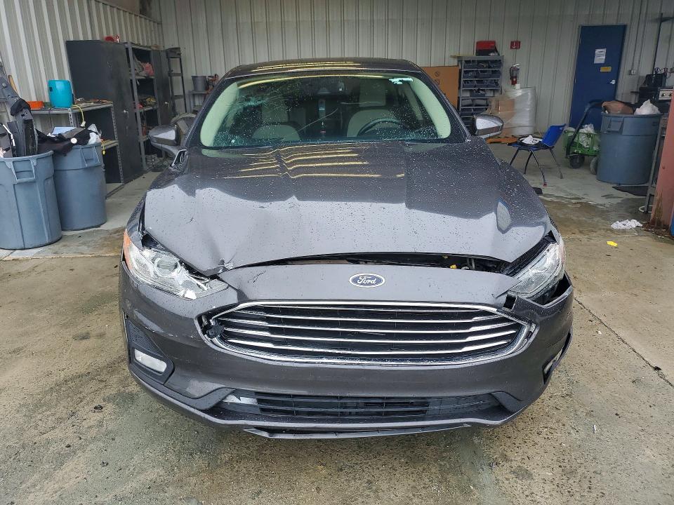 Photo 5 from auction – 2020 FORD FUSION with VIN 3FA6P0HD7LR160884