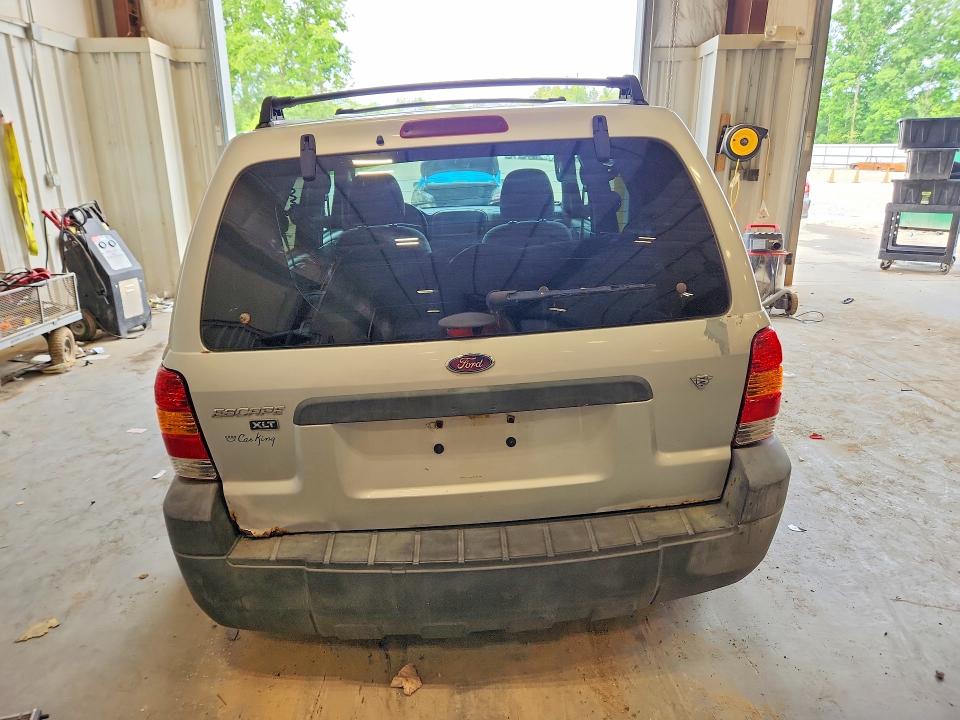 Photo 6 from auction – 2007 FORD ESCAPE with VIN 1FMYU93167KA18769