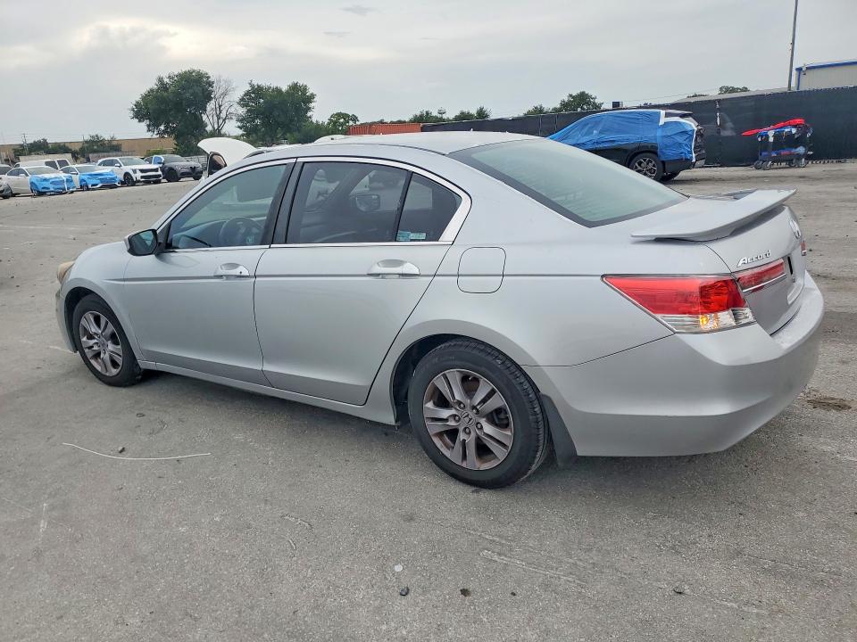 Photo 2 from auction – 2012 HONDA ACCORD with VIN 1HGCP2F62CA042038