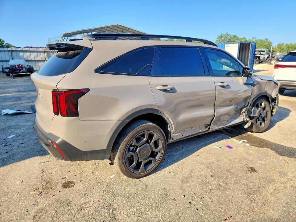 Photo 3 from auction – 2025 KIA SORENTO with VIN 5XYRKDJF1SG347197