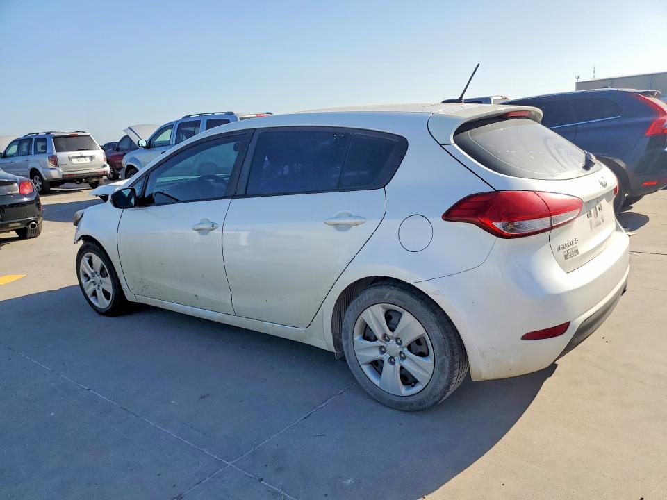 Photo 2 from auction – 2016 KIA FORTE with VIN KNAFK5A89G5582891