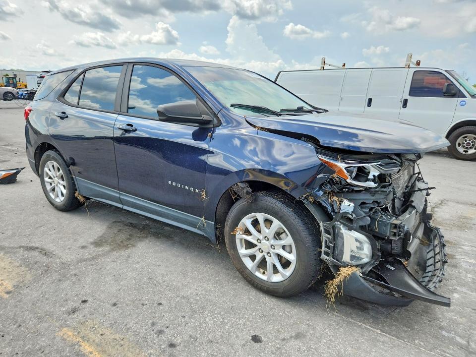 Photo 4 from auction – 2020 CHEVROLET EQUINOX with VIN 3GNAXHEV4LS554682