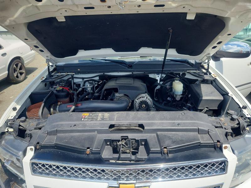 Photo 12 from auction – 2014 CHEVROLET TAHOE with VIN 1GNSKCE04ER131634