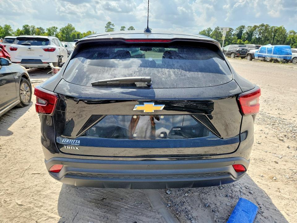 Photo 6 from auction – 2026 CHEVROLET TRAX with VIN KL77LFEP1TC018327