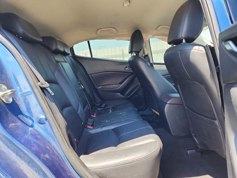 Photo 10 from auction – 2018 MAZDA 3 with VIN 3MZBN1L31JM198217