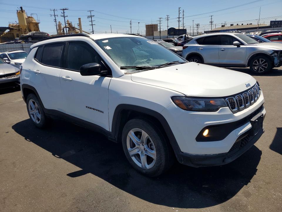 Photo 4 from auction – 2024 JEEP COMPASS with VIN 3C4NJDBN0RT597184