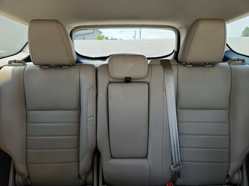 Photo 10 from auction – 2016 FORD ESCAPE with VIN 1FMCU9J92GUA06562