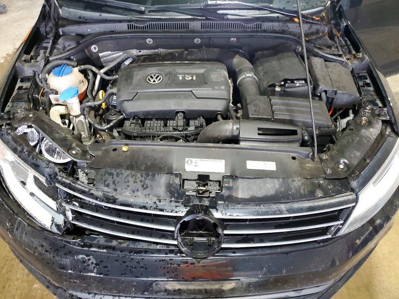 Photo 11 from auction – 2015 VOLKSWAGEN JETTA with VIN 3VWD17AJ0FM428068